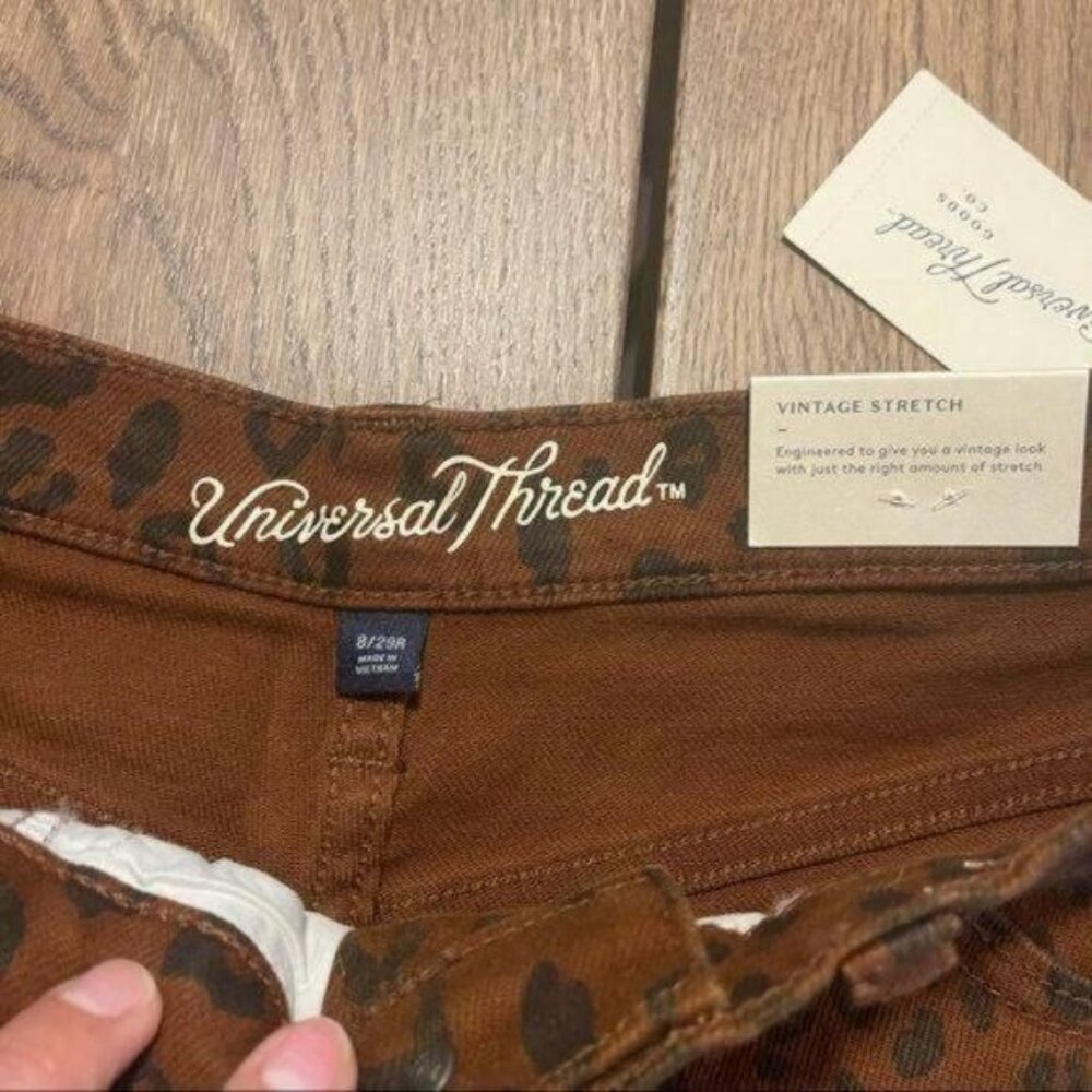 A New Day Leopard Print High Rise Straight Leg Crop Jeans Size 8 - Picture 8 of 15